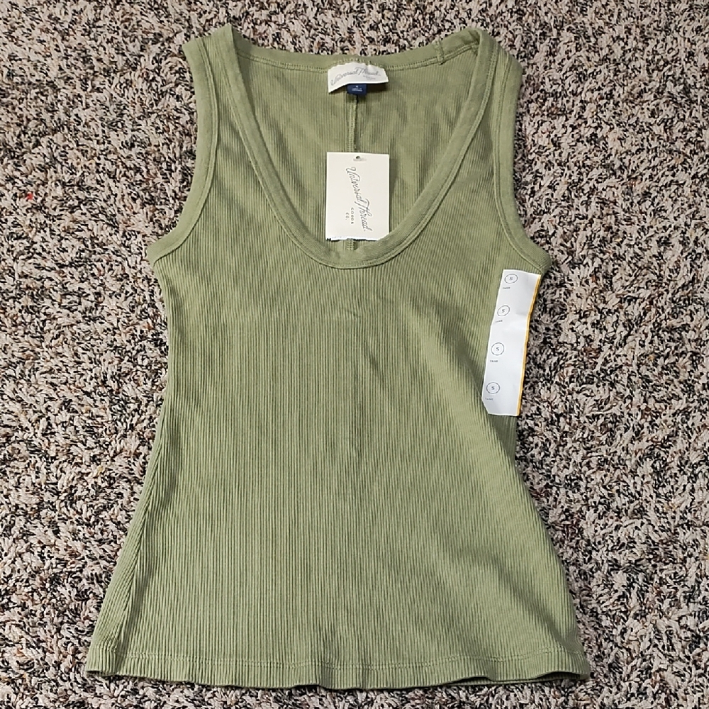 Universal Thread | Women's Green Ribbed Tank Top